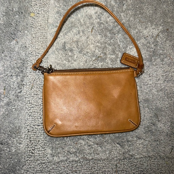 Coach wristlet - Picture 2 of 3
